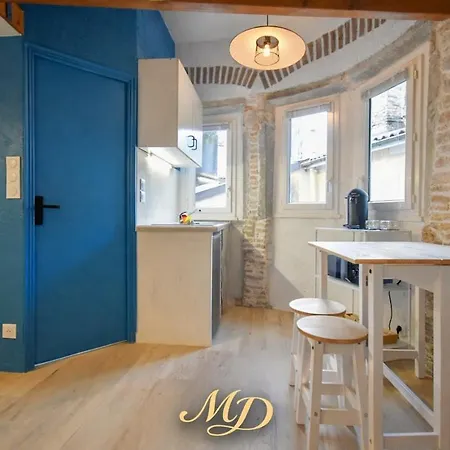 Myd - Le Donjon Apartment