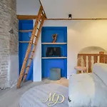 Myd - Le Donjon Apartment *